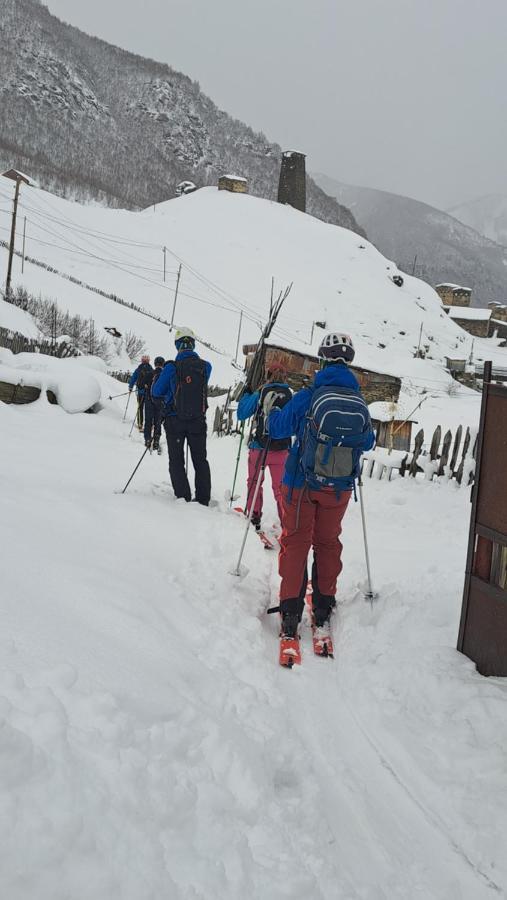 Chvibiani Guesthouse & Bar Usguli Kültér fotó